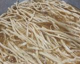 Foto langkah ke 2 dari resep Stick Bawang Kriuk.