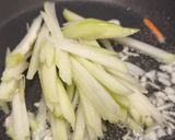 Foto langkah ke 3 dari resep Tumis Labu Siam Wortel.