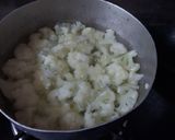 চিলি গার্লিক কলিফ্লাওয়ার(Chilli garlic cauliflower recipe In Bengali) রেসিপি ধাপ - 1 ছবি