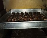 Foto langkah ke 4 dari resep Choco Cashew Cookies Ekonomis (kukis kacang mete).