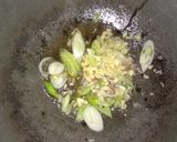 Foto langkah ke 3 dari resep Kepiting saus telur asin.