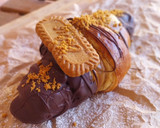 Foto del paso 11 de la receta: Croissant de crema de galletas Lotus y chocolate