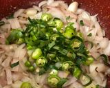 A picture of step 1 of Paneer Bhurji.