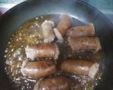 Tört paszuly pirított hagymával és házi kolbásszal recept fázis 2 fotója