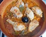 Foto del paso 7 de la receta: Pollo en salsa escabechada agridulce a los aromas de limón negro