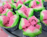 Foto langkah ke 9 dari resep Bolu kukus semangka.