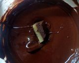 A picture of step 7 of Marzipan chocolate candy.
