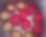 Foto langkah ke 2 dari resep Bakpia Kukus Merah Putih.