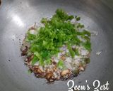 A picture of step 1 of Burnt Garlic Rice.