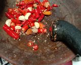 Foto langkah ke 3 dari resep Ayam bumbu merah.