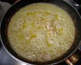 A picture of step 4 of Spaghetti with eggs, tomatoes and olives.