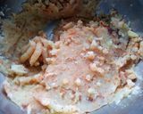 A picture of step 2 of Schezwan Dhokla Sandwich.