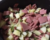 Foto del paso 1 de la receta: Mortadela con papas y poblano