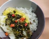 Foto langkah ke 3 dari resep Nasi Telur Dadar Daun Bawang.