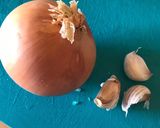 Foto del paso 2 de la receta: Canutos de habitas con tacos de jamón y huevo