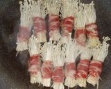 A picture of step 2 of Enoki mushrooms beef rolls with satay sauce.