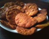 আটা বেসনের চক্কি মঠরী (atta besaner mathri recipe in bengali) রেসিপির ধাপ 4 ছবি