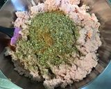 Une image de l'étape 16 de Courgettes farcies carotte jambon emmental.
