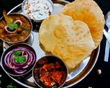 पंजाबी स्टाइल छोले भटूरे(punjabi style chole bhature recipe in hindi) रेसिपी चरण 10 फोटो