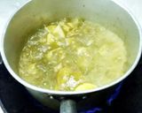 รูปขั้นตอนการทำที่ 5 ของ แกงเขียวหวานไก่ยอดมะพร้าว
