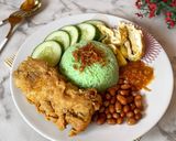 Foto langkah ke 4 dari resep Nasi Lemak Magic Com Hijau Pandan.