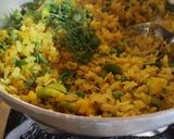 A picture of step 4 of Cauliflower poha.