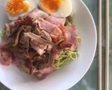 รูปขั้นตอนการทำที่ 3 ของ บะหมี่หยกแห้งเบคอนเป็ด 🍜🥓