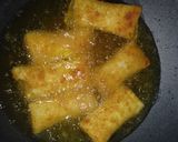 Foto langkah ke 8 dari resep Risoles Ragout Sayuran.