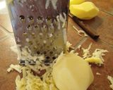 Foto del paso 1 de la receta: Tarta con masa de Papa de Provolone y Cebolla