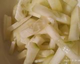 Foto del paso 3 de la receta: Ensalada fresca con pescado