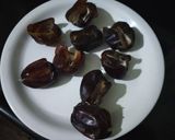 A picture of step 2 of Stuffed Dates.