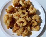 Foto langkah ke 5 dari resep Cumi goreng tepung.