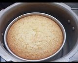 A picture of step 2 of Vanilla cake (cooker recipe).