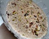 A picture of step 4 of Sheer khurma.
