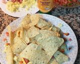 Foto del paso 1 de la receta: Nachos con pico de gallo, queso y bacon mmm