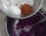 Foto langkah ke 2 dari resep Putu Ayu Ubi Ungu #68.