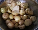 Foto del paso 3 de la receta: Filete al perejil con papas rústicas