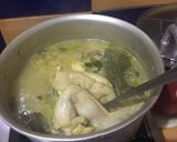 Foto langkah ke 4 dari resep Soto Ayam Simpel tapi enak.