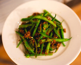 A picture of step 2 of Sesame paste with string beans.