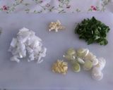 Foto del paso 1 de la receta Guisantes con lo que tengas a mano