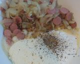 Foto del paso 4 de la receta: Quiche de salchichas y cebolla