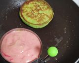 Foto langkah ke 3 dari resep Pancake Pisang Pelangi 4 Bahan.