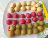Hình bước làm 5 của món Bánh hoa sen ngàn lớp NCKD