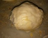 চিকেন পিজ্জা (Chicken Pizza Recipe in Bengali) রেসিপির ধাপ 1 ছবি