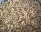 Foto del paso 2 de la receta: Pasta fría con pollo y maíz 🌽