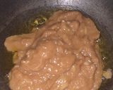 A picture of step 3 of Chikoo Halwa.