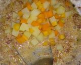 Foto langkah ke 3 dari resep Kentang Wortel saus Kornet.