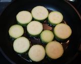 Foto del paso 1 de la receta Pastel de calabacín gratinado