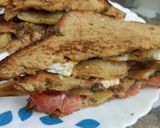 A picture of step 9 of Paneer club sandwich.