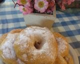 Foto langkah ke 3 dari resep Donat Gula Bahagia.
